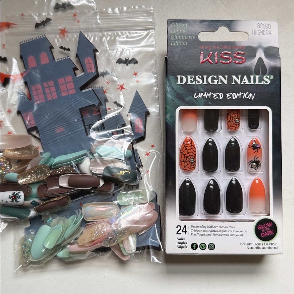 Kiss Limited Edition Halloween Glow-in-the-Dark Nails with extras